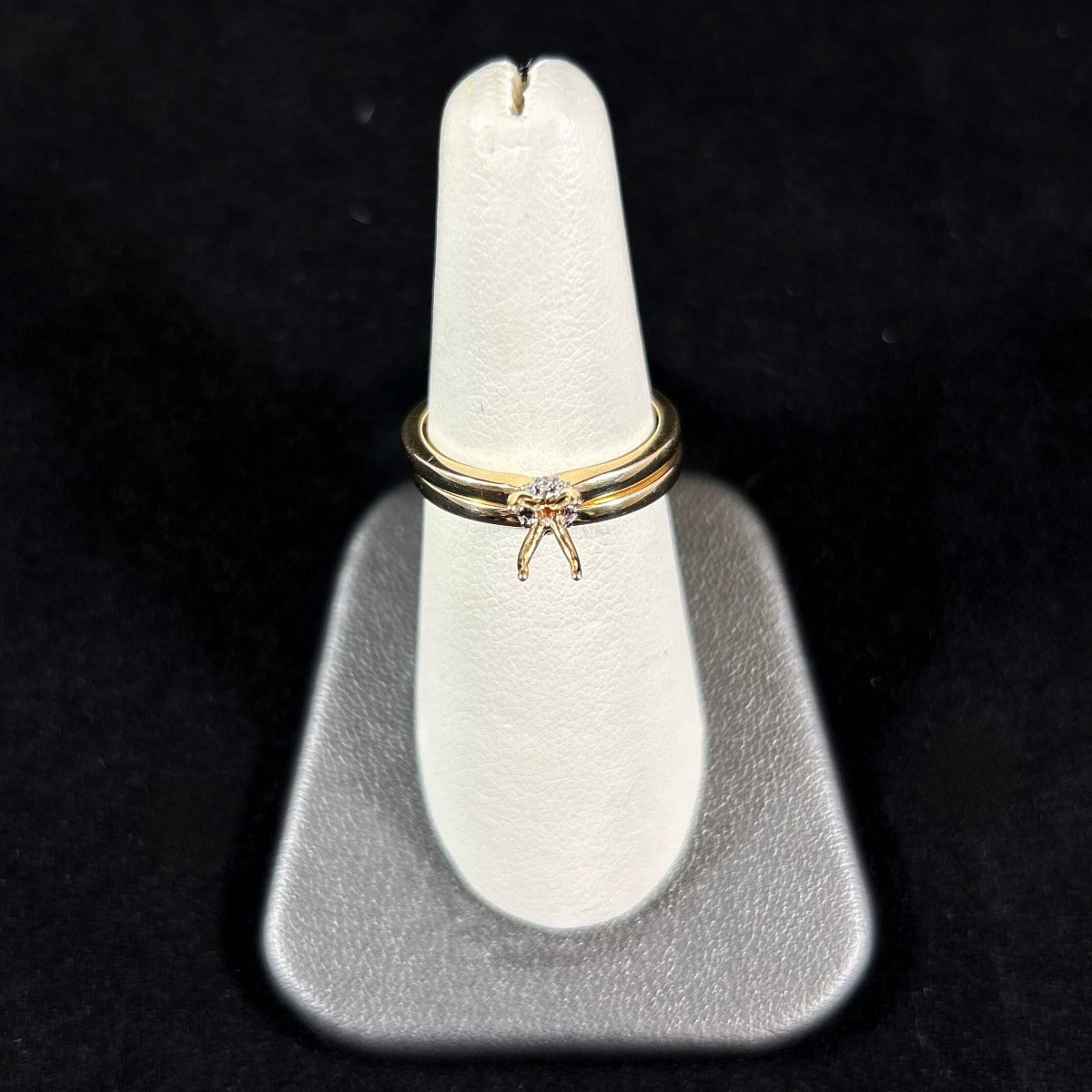 14K Yellow Gold .07CTTW Semi Mount Wedding Set