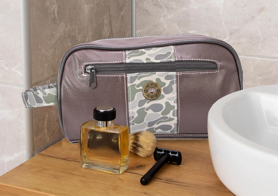 Shot Shell Brown Pebble Old School Camo Men's Toiletry Bag - Brown