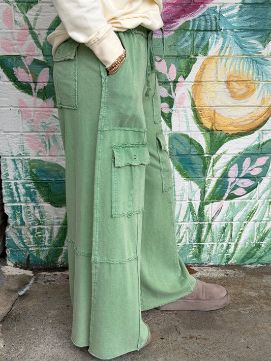 EB50522 Easel Green Powder Soft Breeze Wide Leg Ginny Pants
