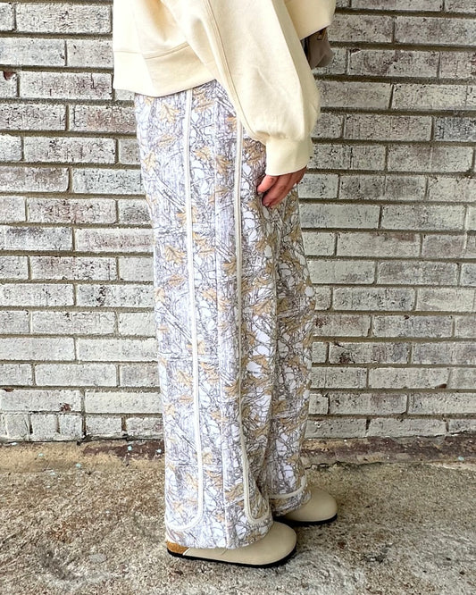 Simply Southern Sloan Pant - Camo White