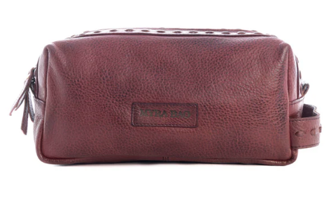 Roff Trail Toiletries Bag In Red Russet