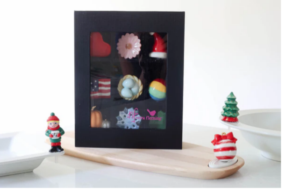 Nora Fleming Fa-La-La Mini