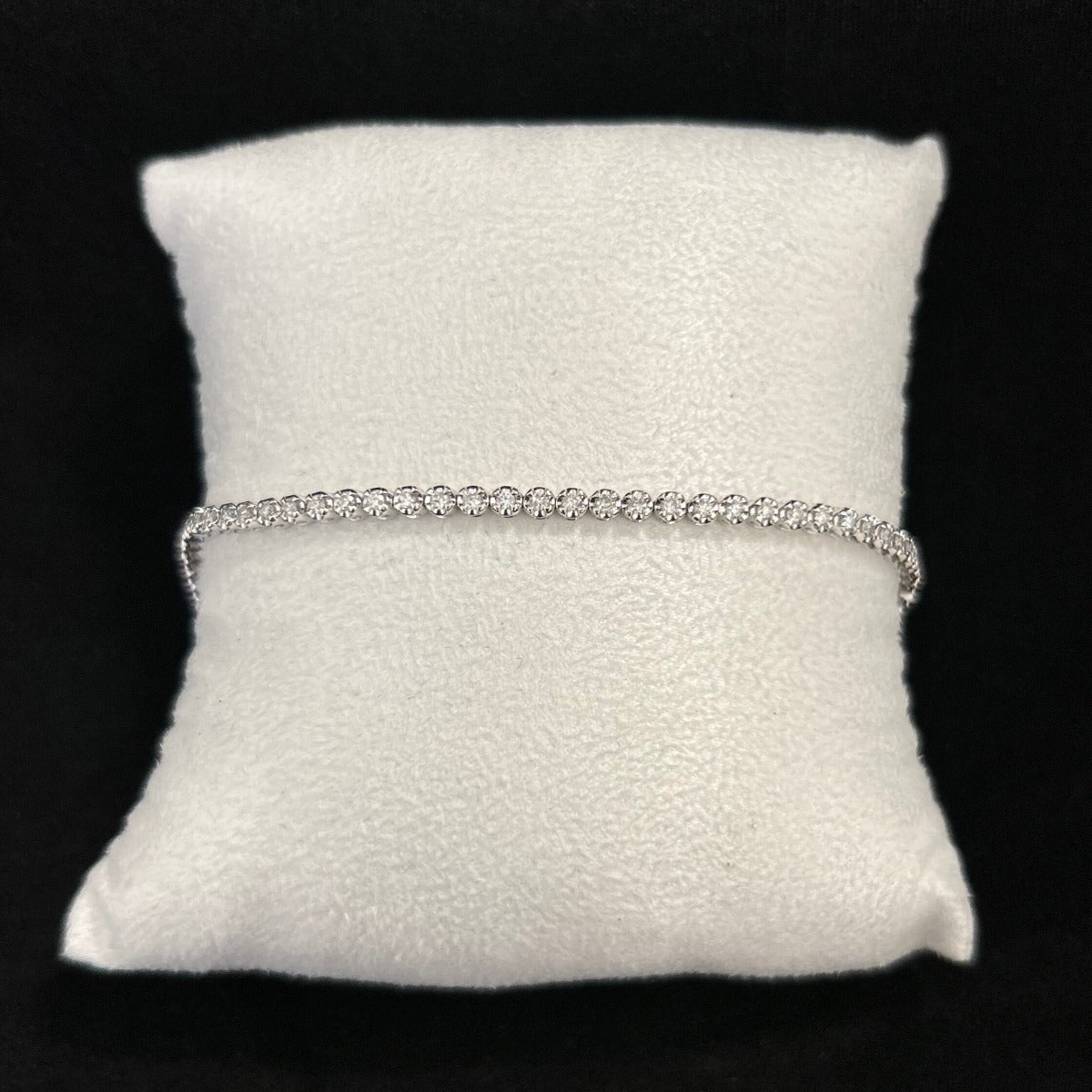 10K White Gold 1.02CTTW Diamond Tennis Bracelet