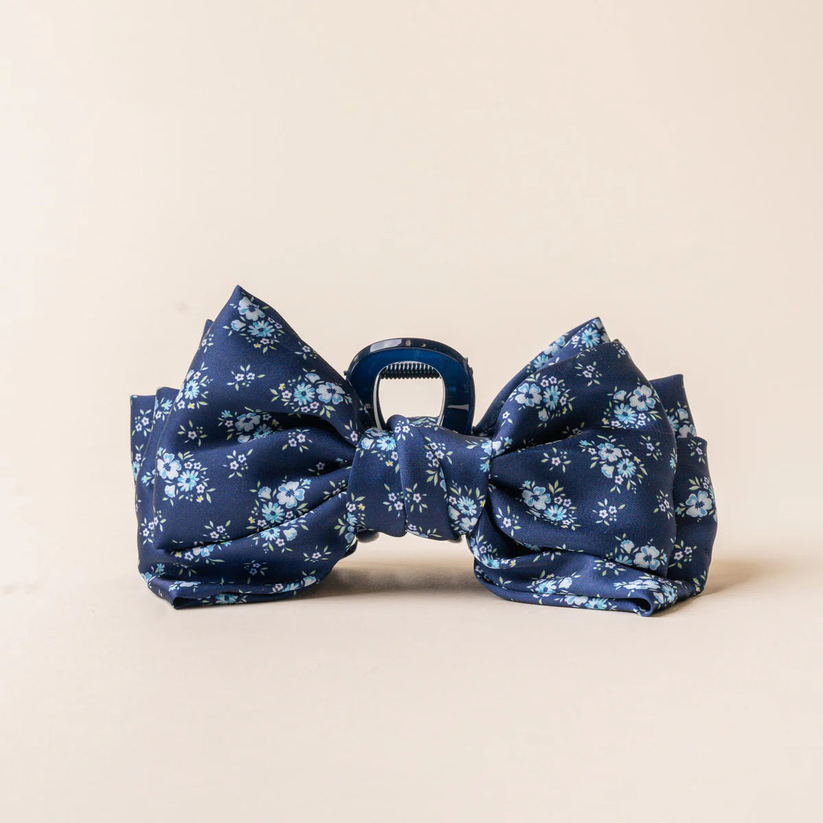 WSDE-BWCLIP-SAT-LIL Darling Effect Satin Bow Hair Clip