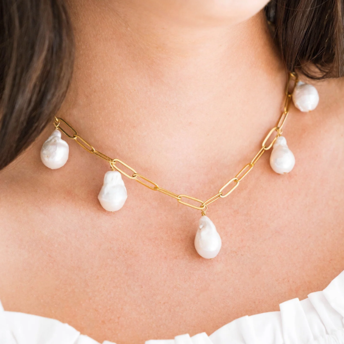 Susan Shaw Gold Baroque Paperclip Pearl Necklace