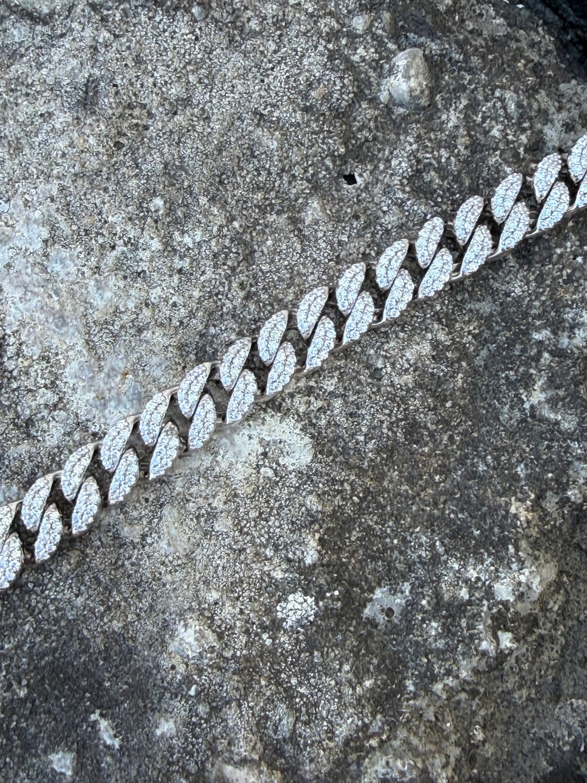 Sterling Silver Men's 8" CZ Curb Link Bracelet 0