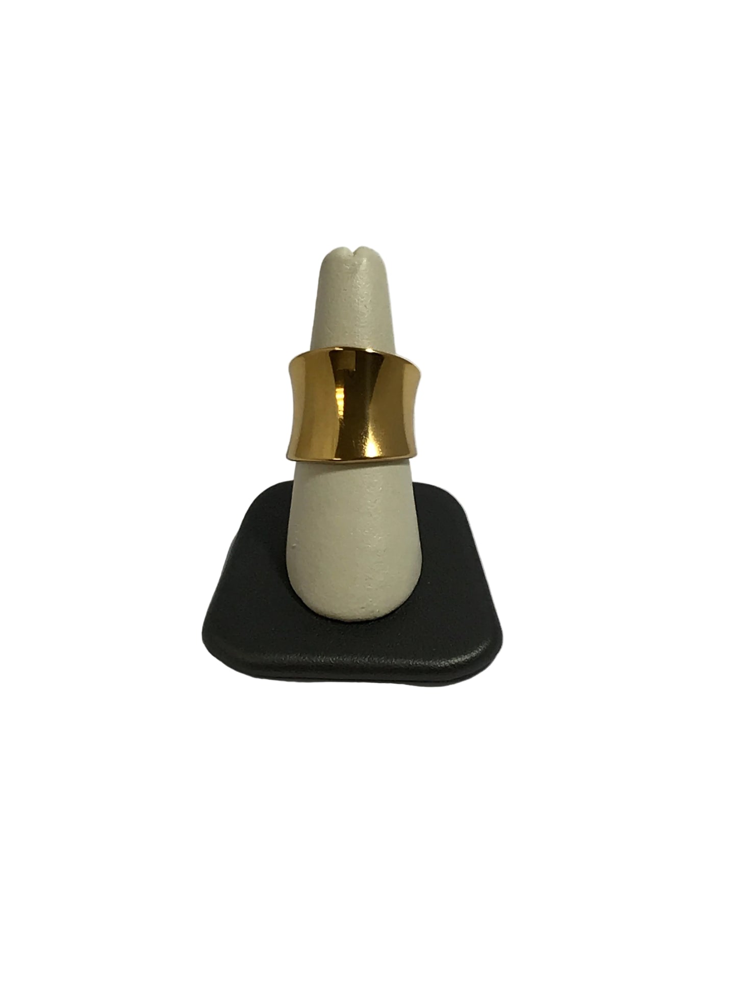 Chansutt Pearls The Blake Ring Waterproof 18k Plated Stainless Steel Water Resistant Lifetime Warranty