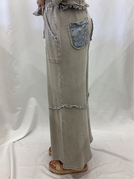 EB90225 Easel Light Ash Star Patch Washed Pant