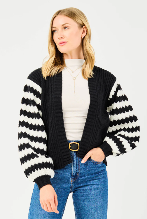 67074 Mary Square Pippa Cardigan White Black 0