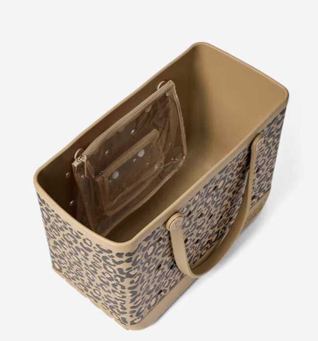 10112015-1322-OS Bogg Original Leopard Bogg Bag Camel/Hot Cocoa 0