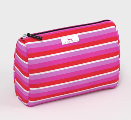 20328 Scout Packin Heat Toiletry Bag Love Actually 0