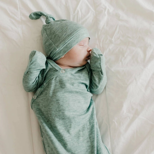 EM-R7GG-XL6E-2 Copper Pearl Emerson Top Knot Hat