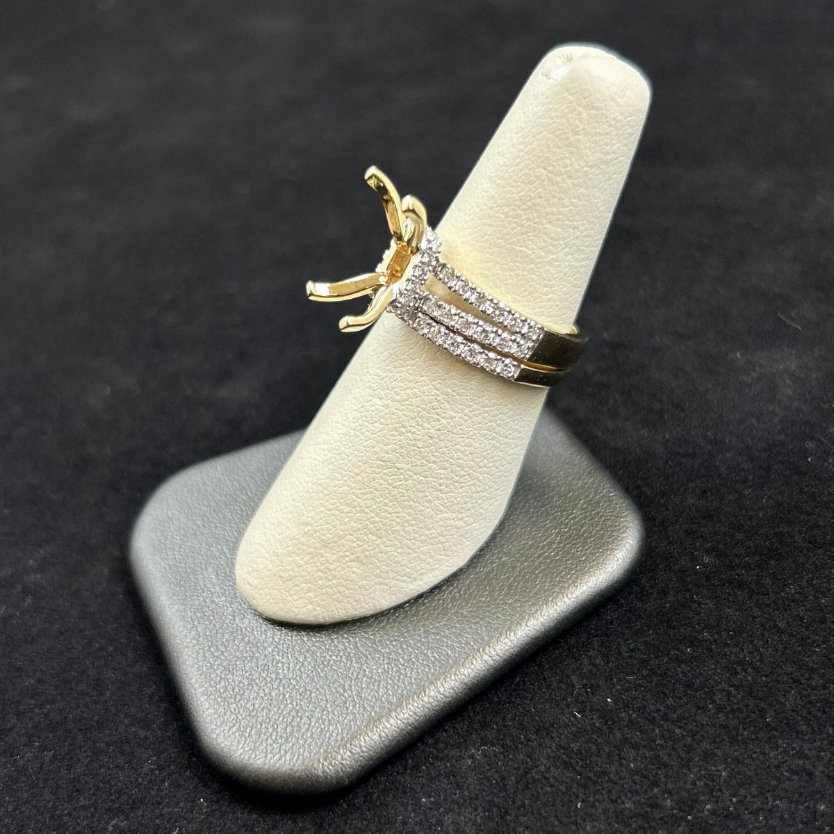 14K Yellow Gold .95CTTW Semi Mount Wedding Set
