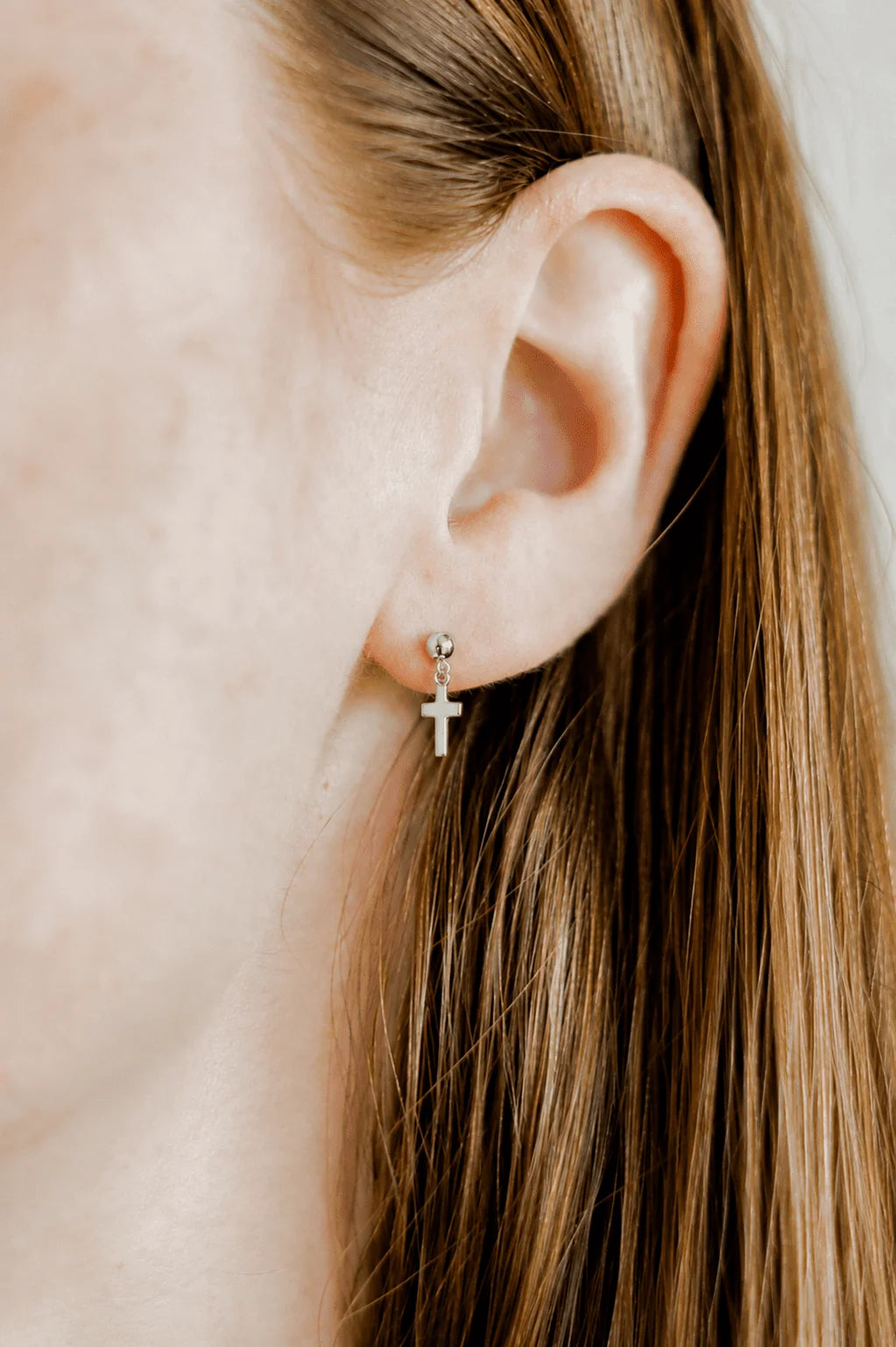LINNY4497 Screwback Stud Earrings - Millie Cross Silver Flatback 0