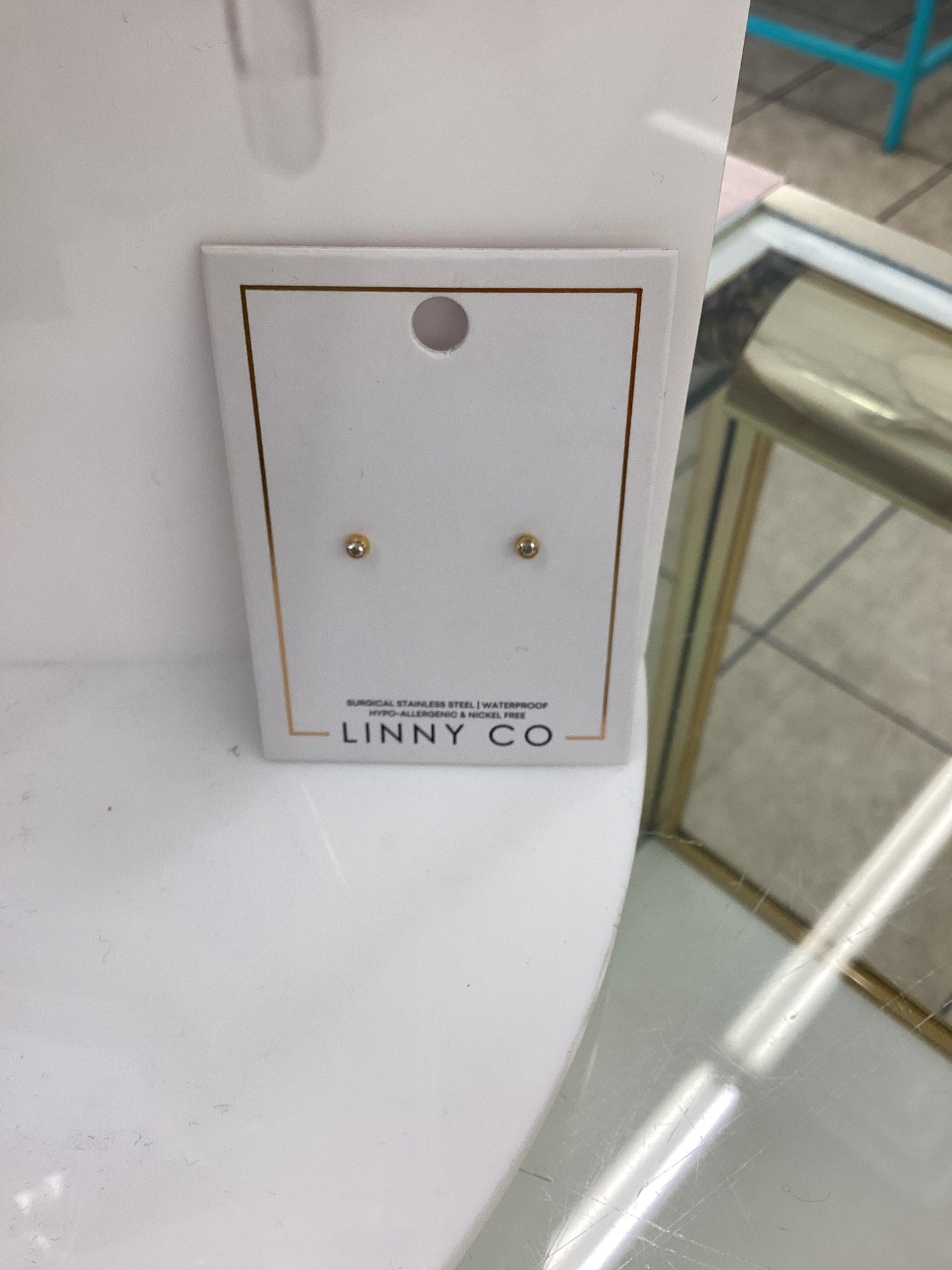 LINNY2711 Linny Co. Cooper Clear Goldtone Earrings 0