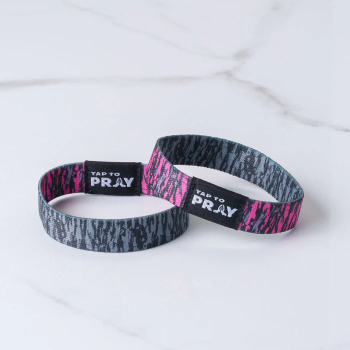 Versibles Tap To Pray Wristband - Tree Bark Camo