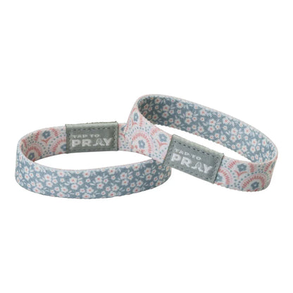(100-690 TTP) Versible Tap To Pray Wristband - Boho Bouquet