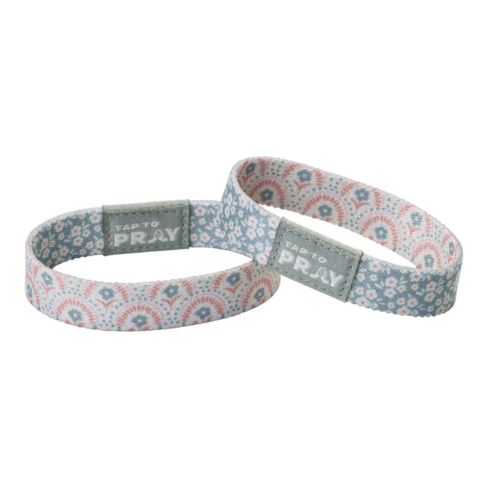 (100-690 TTP) Versible Tap To Pray Wristband - Boho Bouquet