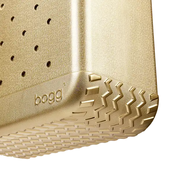 10115001-4249 Original Bogg Bag in Metallic Gold