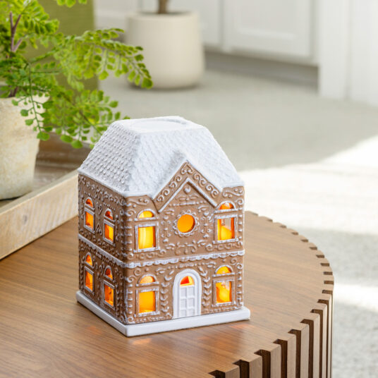 TWGNG Candle Warmers Gingerbread House Canopy Fragrance Warmer 0