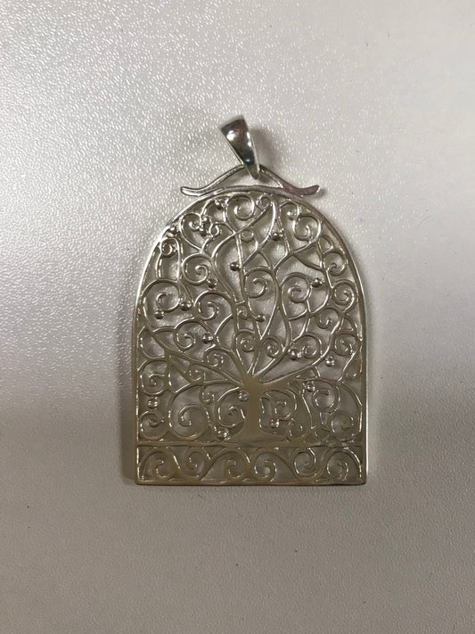 DERP879 Southern Gates Sterling Silver Pendant