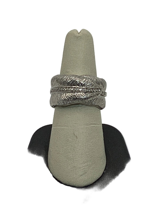 R3522-DR Sterling Silver .15Pt Feathered Diamond Band