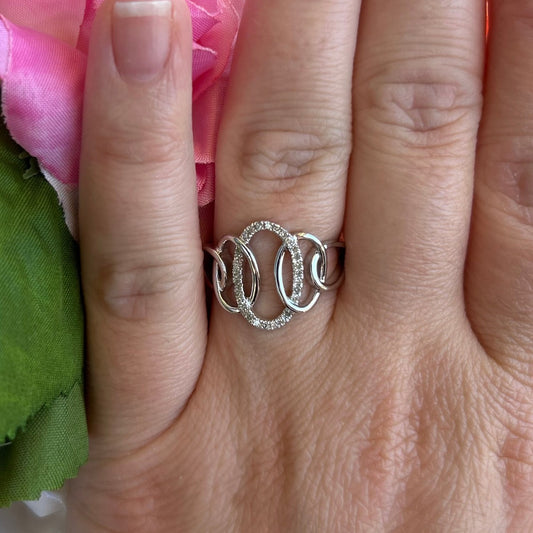 10K White Gold .14CTTW Diamond Swirl Ring