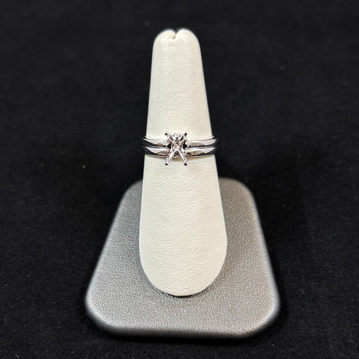 14K White Gold .15CTTW Diamond Semi Mount Set