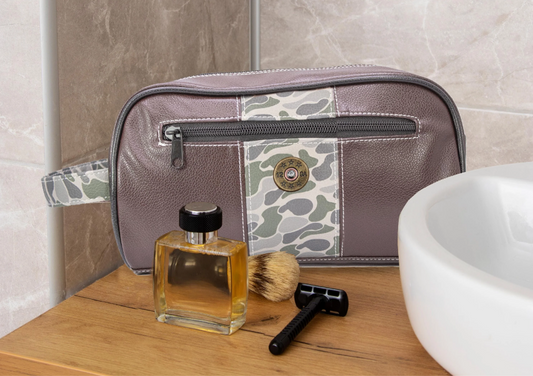 Shot Shell Brown Pebble Old School Camo Men's Toiletry Bag - Brown