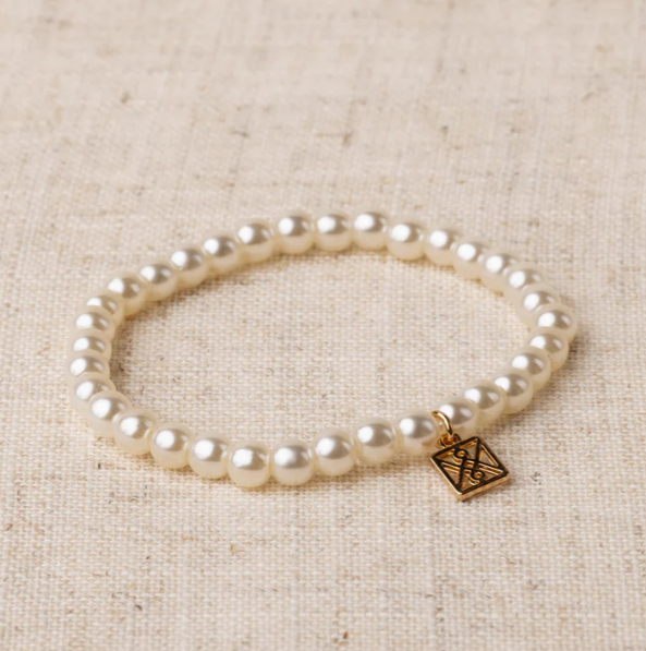 Kinsley Basic Pearl Bracelet
