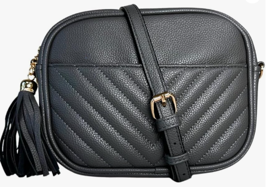 P1325 N Gil Quilted Bag