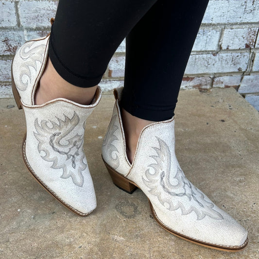 Yipple Western Leather Booties