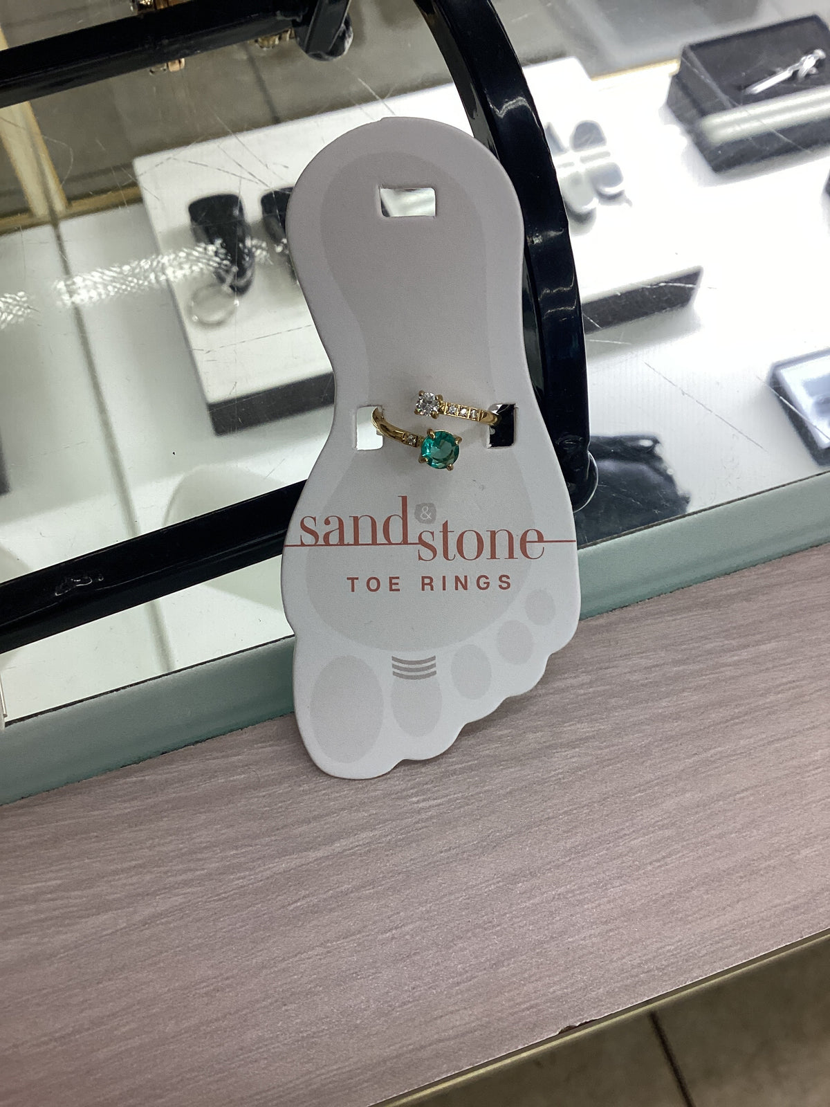 Sand And Stone Toe Rings - Gold Tone 0