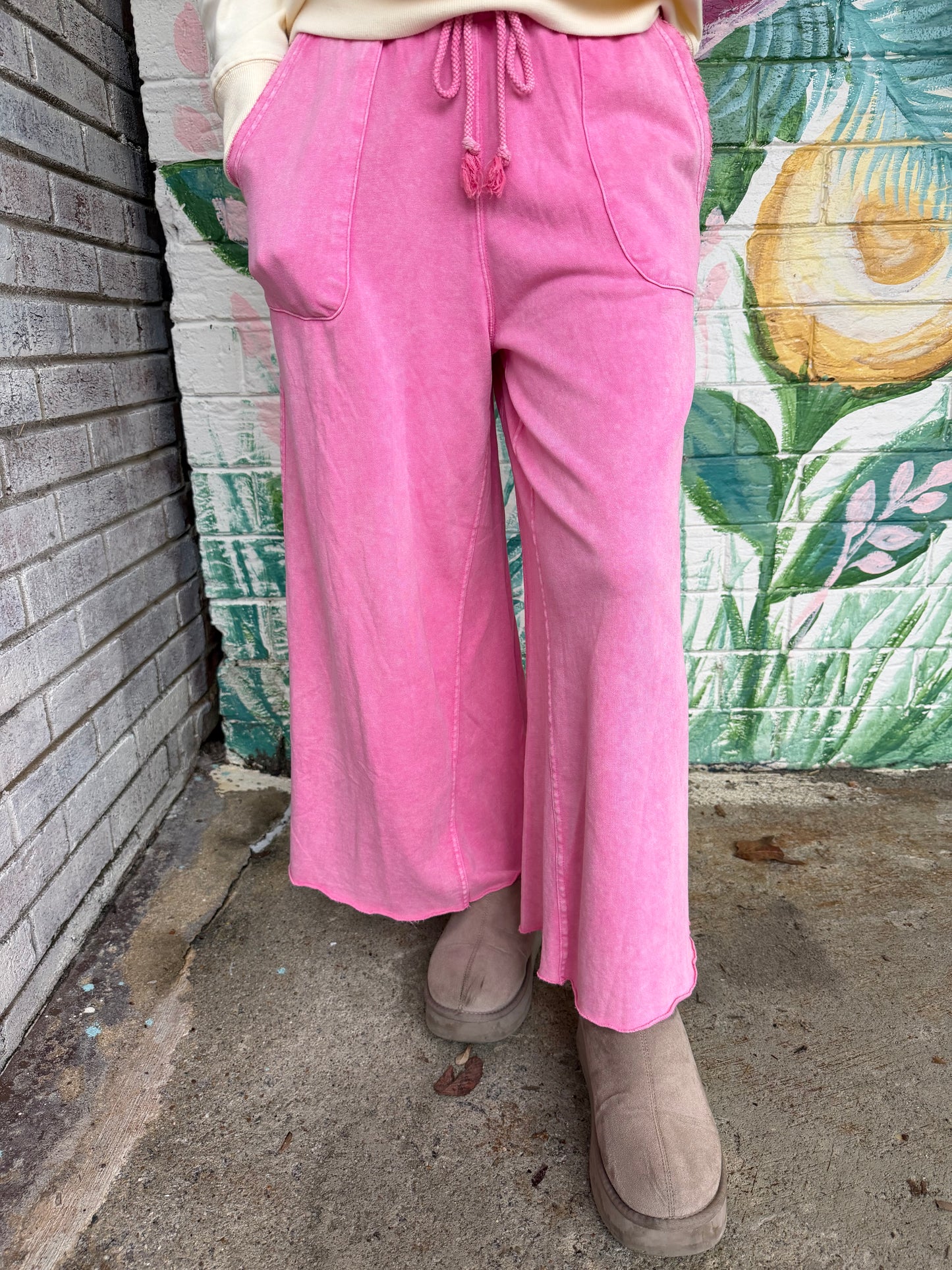 EB40128 Easel BARBIE PINK WASHED TERRY Ginny Pant
