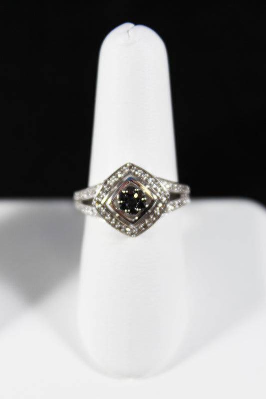 Ladies 10K White Gold Black & White Diamond Ring - 3/8Ct - Size 7