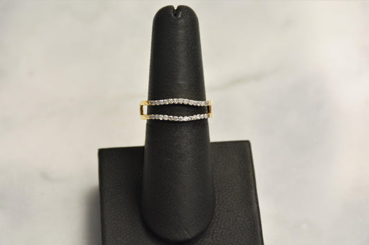 Ladies 14K Yellow Gold 1/4Ct Diamond Ring Jacket - Size 7