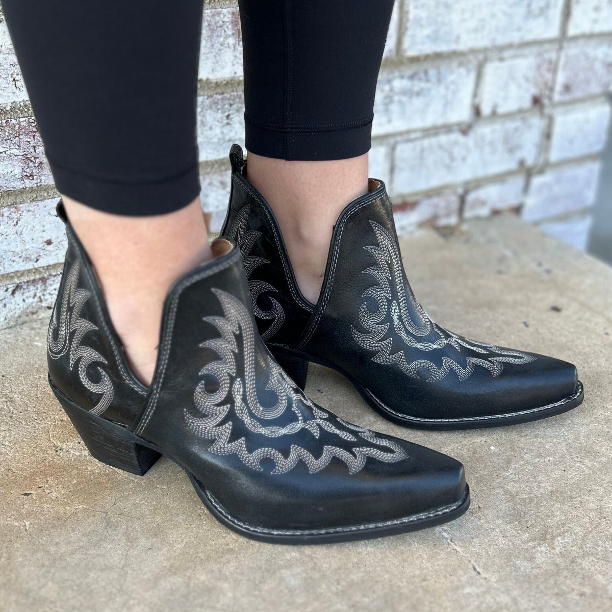 Lasso Lace Stitched Suede Leather Boots