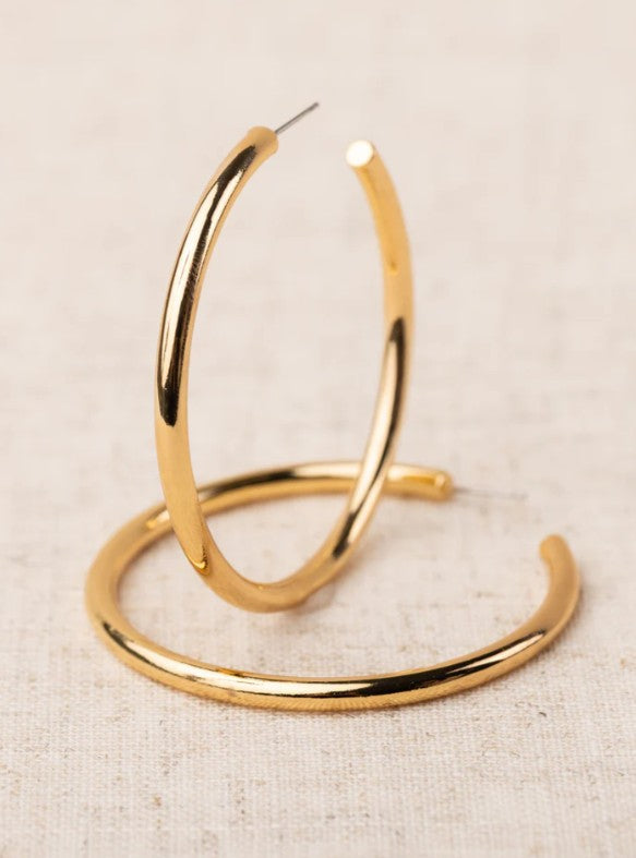 Michelle McDowell Salem Hoop Earrings in Shiny Gold