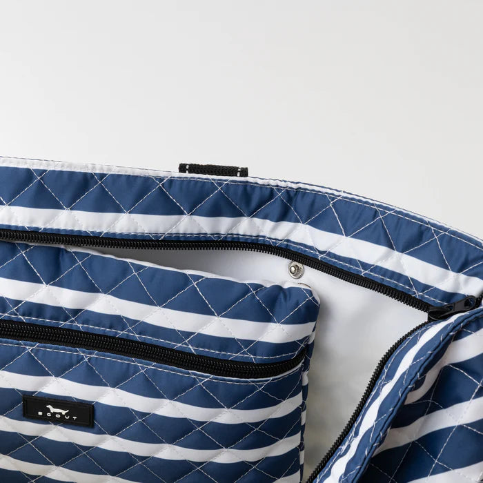 19676 Scout Plus 1 Travel Bag in Clueless
