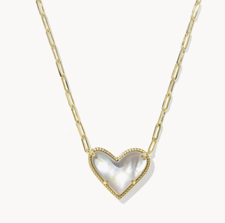 9608890593 Kendra Scott Ari Heart Statement Gold Necklace in Ivory Mother Of Pearl