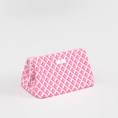 19809 Scout Big Mouth Makeup Bag in Garden Gate