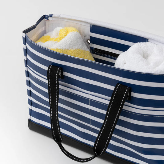 19864 Scout Uptown Pocket Tote Bag in Best Buds