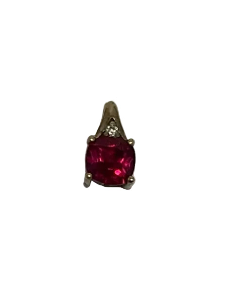 U 39656 10K Yellow Gold Red/Clear Stone Pendant