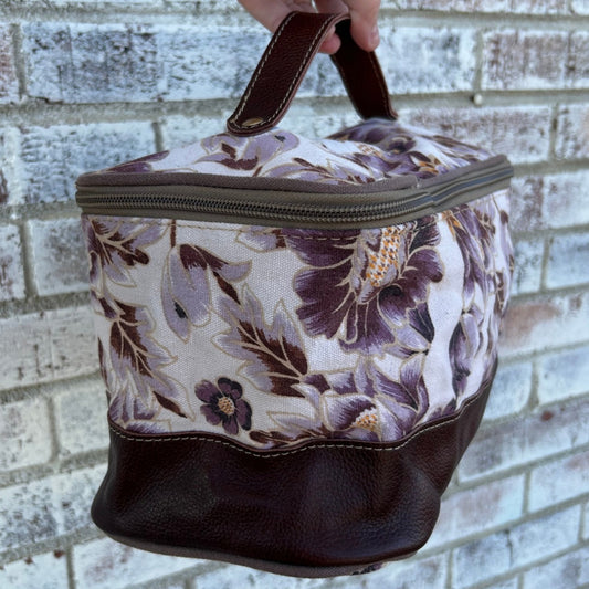 Peonies Pleasure Make Up Bag