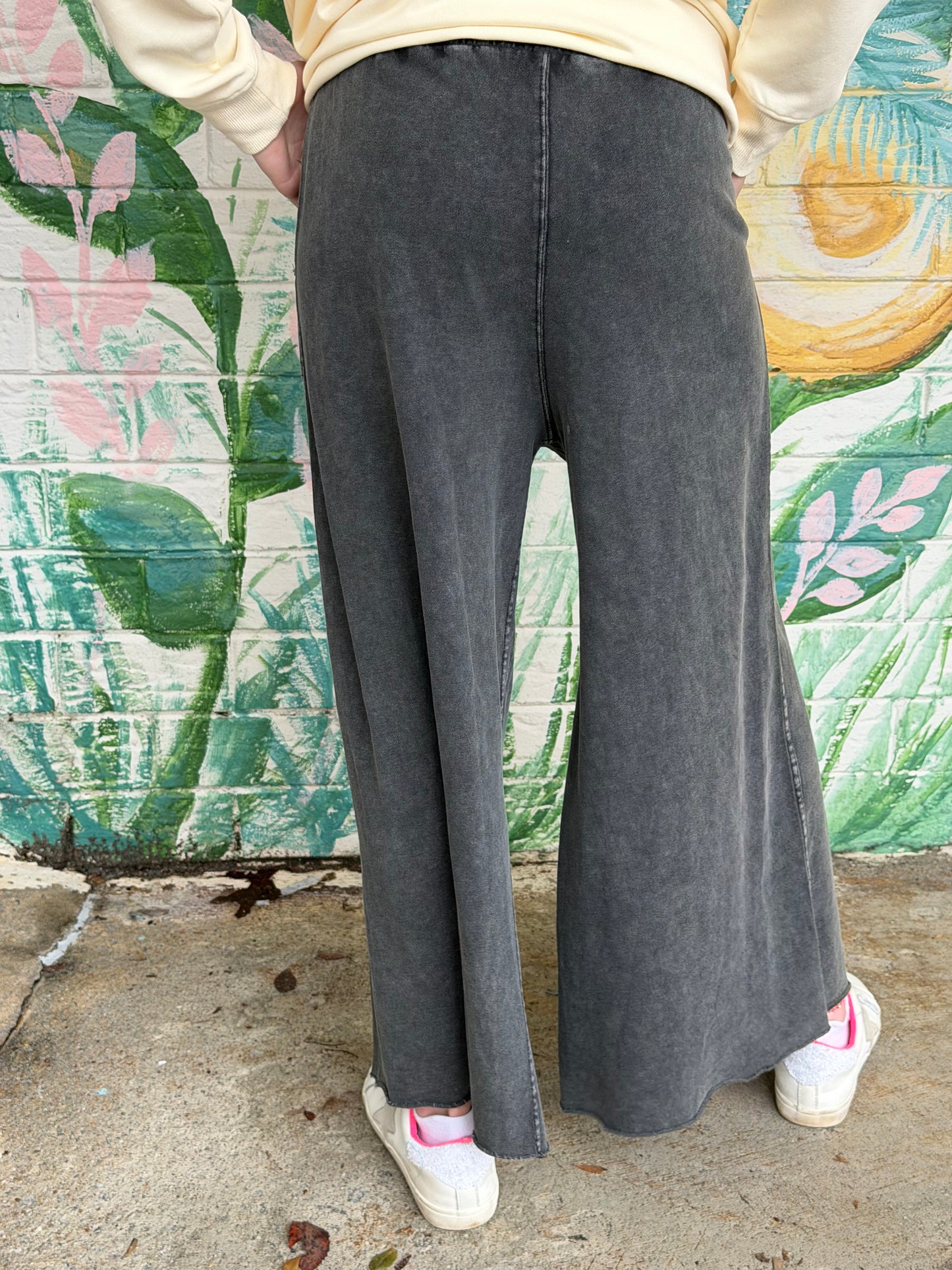 EB40128 Easel Black Washed Terry Knit Wide Leg Ginny Pant