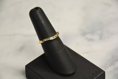 Ladies 10K Yellow Gold .15Ct Diamond Channel Set Curve Band