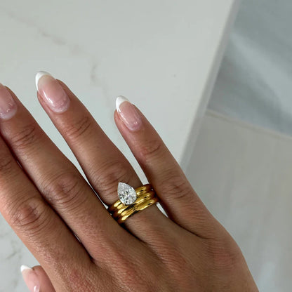 Chansuttpearls - The Olivia Ring