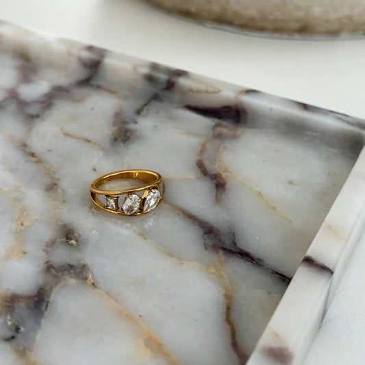 Chansuttpearls - The Morgan Ring