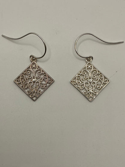 740 DER P925 Southern Gates Sterling Silver Earrings 0