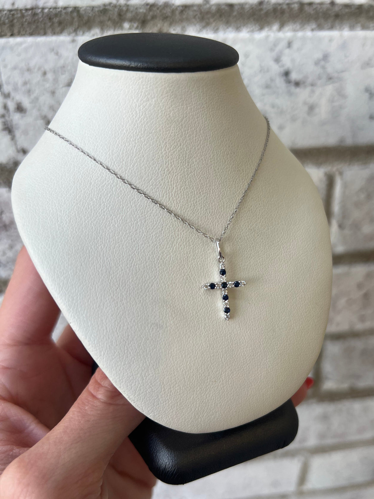 XP-1371-S-WG 10K White Gold Sapphire/Diamond Cross Pendant with 18in Chain 0